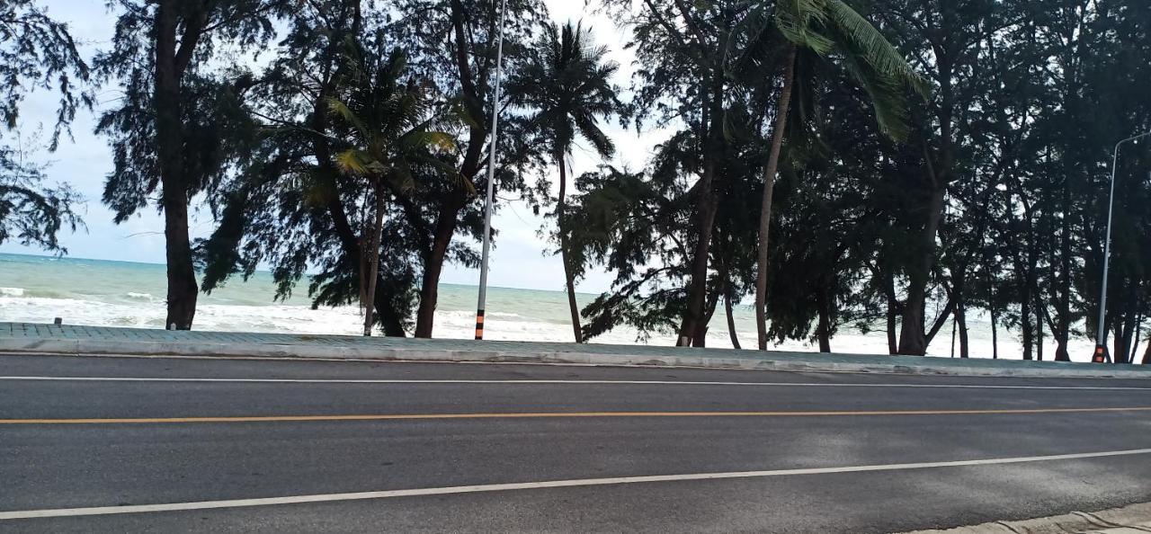 Sammy Seaview Mae Ramphueng Beach Front Golden Elephant บ้านช้างทองวิวทะเลหน้าหาดแม่รำพึง Rayong Exterior photo